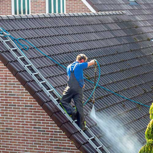 AUGUSTE SOLUTION COUVERTURE 91 : Artisan couvreur. Entreprise de couverture sur Paris et l’Île-de-France : Travaux de charpente, traitement des bois menuiserie, couverture, zinguerie, entretien toiture : nettoyage, démoussage et peinture hydrofuge toiture. Etanchéité toit plat terrasse et isolation toiture et combles. Nettoyage, démoussage, ravalement peinture façade, imperméabilisation façade. Afin de vous garantir un service de proximité, l’entreprise Auguste Solution Couverture 91 intervient dans les meilleurs délais sur Paris (75) et en Île-de-France : L’Essonne (91), les Yvelines (78), la Seine-et-Marne 77), les Hauts-de-Seine (92) et le Val-de-Marne (94).